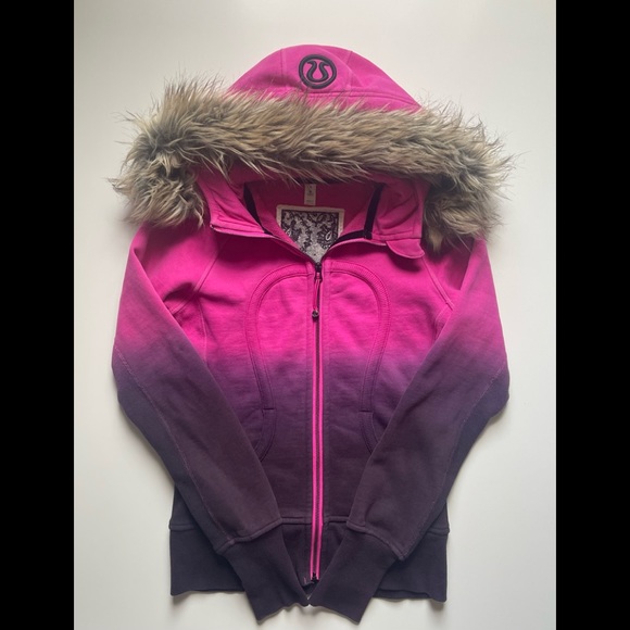 ⭐️Host Pick ⭐️ Rare Special Edition Lululemon Scuba Hoodie *Fur - Picture 2 of 8